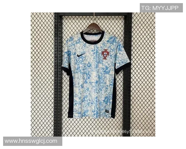 克罗地亚足球服的设计理念与文化背景探讨